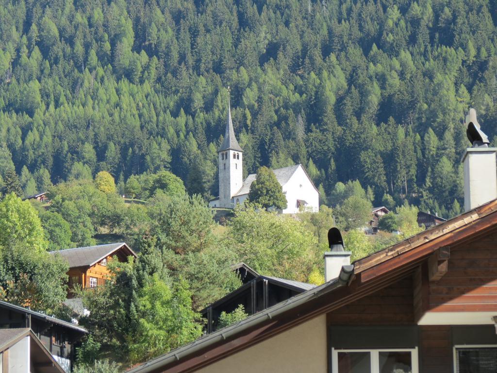 Sunshine 2 Apartment Fiesch Bagian luar foto