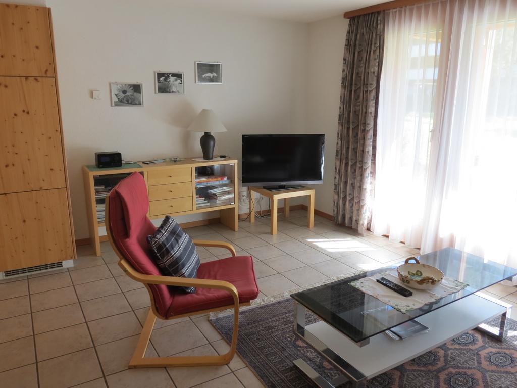 Sunshine 2 Apartment Fiesch Bagian luar foto