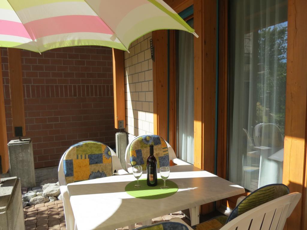 Sunshine 2 Apartment Fiesch Bagian luar foto