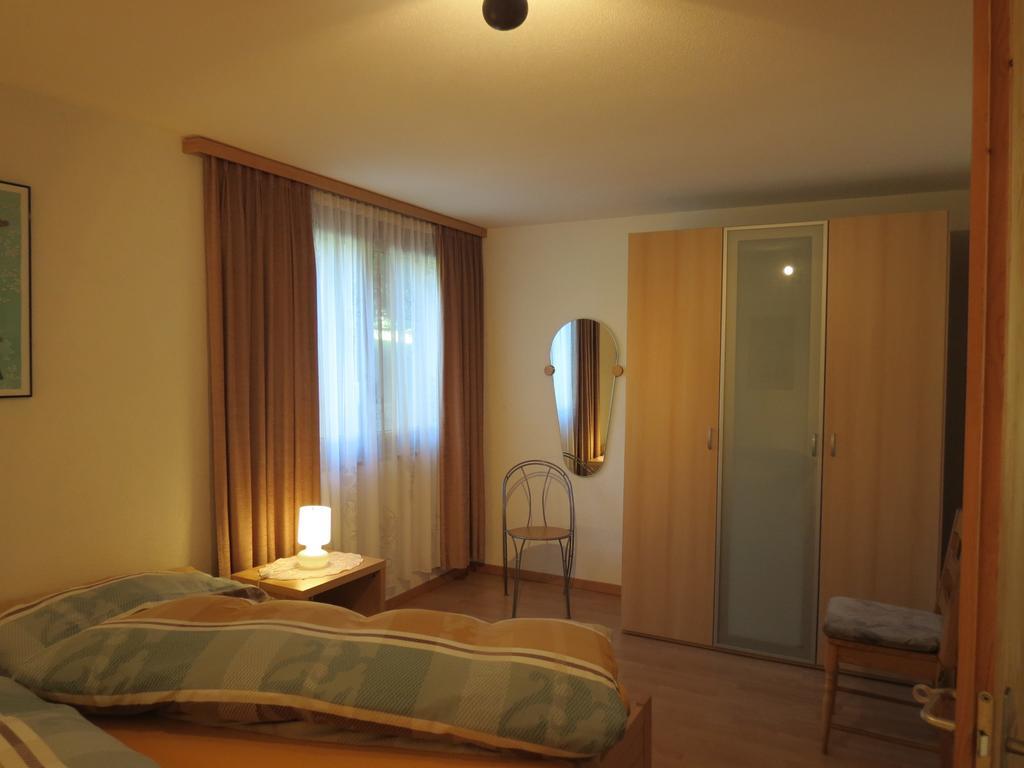 Sunshine 2 Apartment Fiesch Bagian luar foto