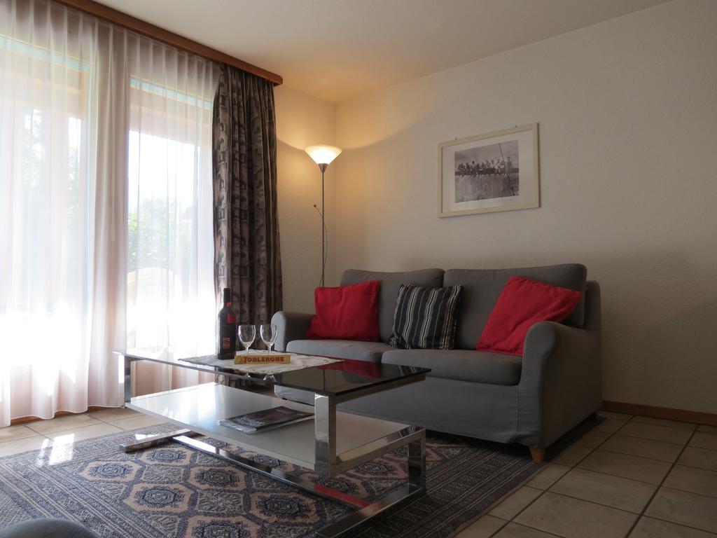 Sunshine 2 Apartment Fiesch Bagian luar foto